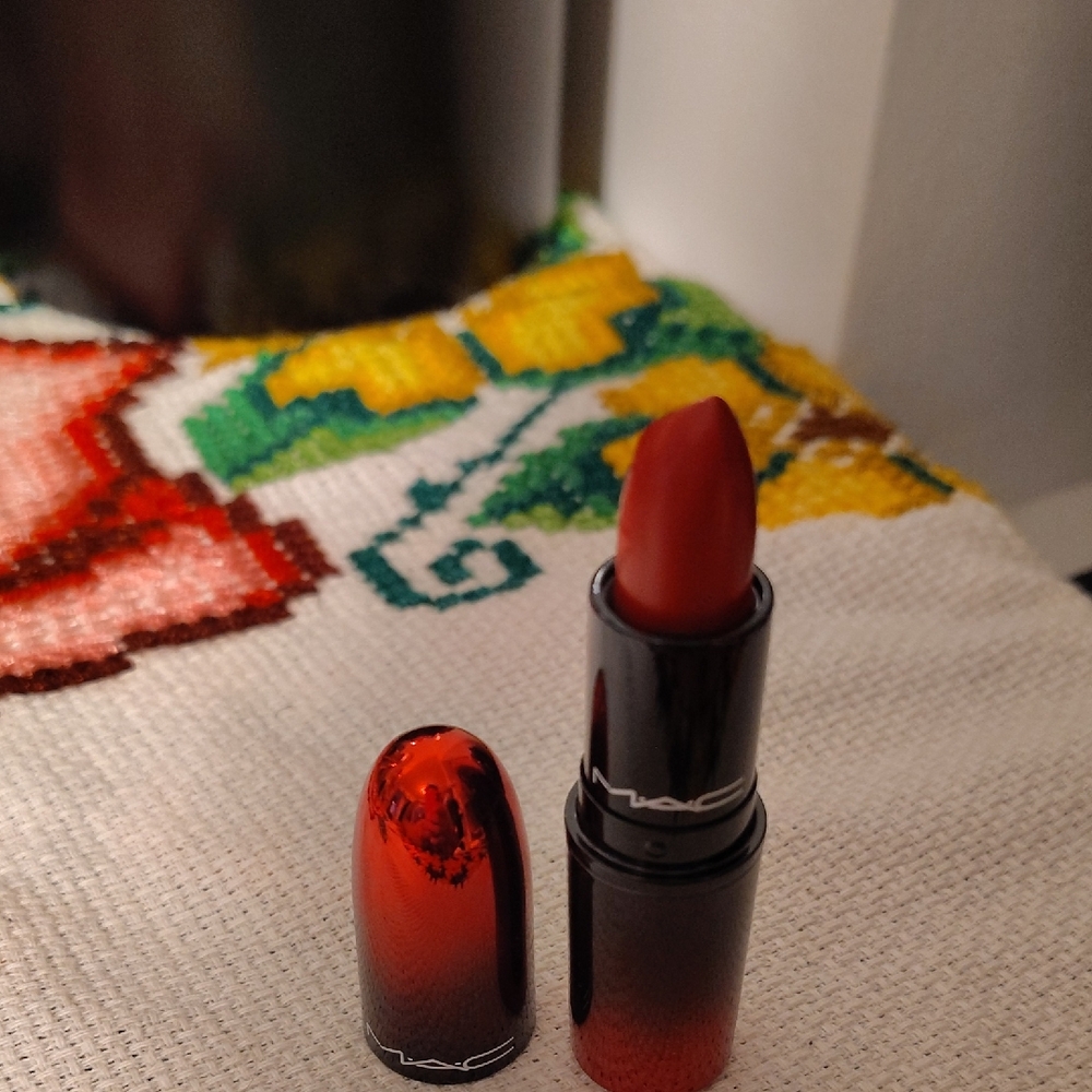 MAC Cosmetics Red Lipstick